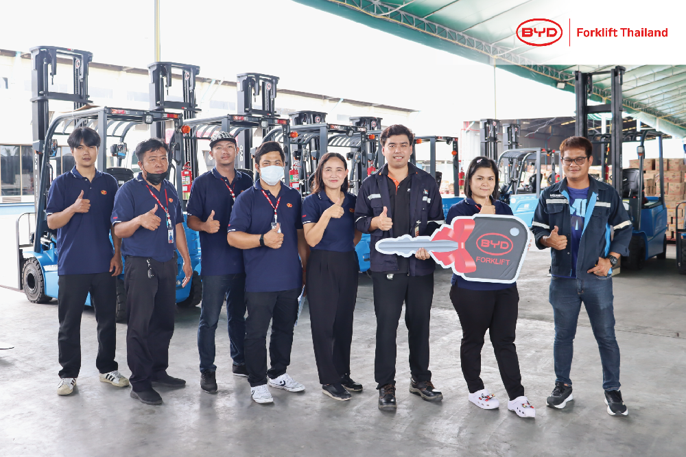 [ส่งมอบรถ] บริษัท ศรีนานาพร มาร์เก็ตติ้ง จำกัด (มหาชน)